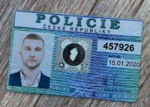 Falešný služební průkaz